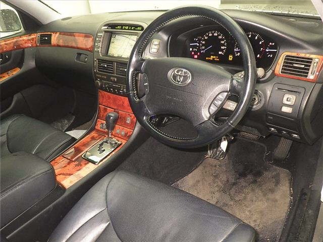 Toyota CELSIOR 2005 7024887-3
