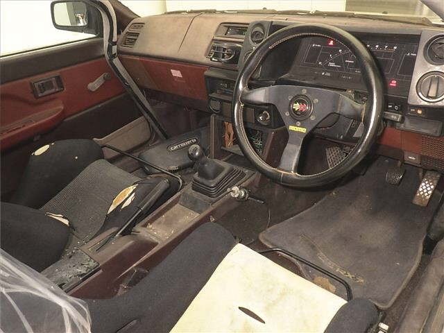 Toyota COROLLA LEVIN 1984 7025960-3
