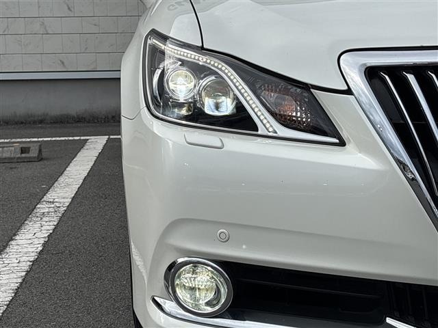 Toyota CROWN MAJESTA 2014 7029691-11