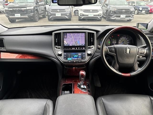 Toyota CROWN MAJESTA 2014 7029691-15