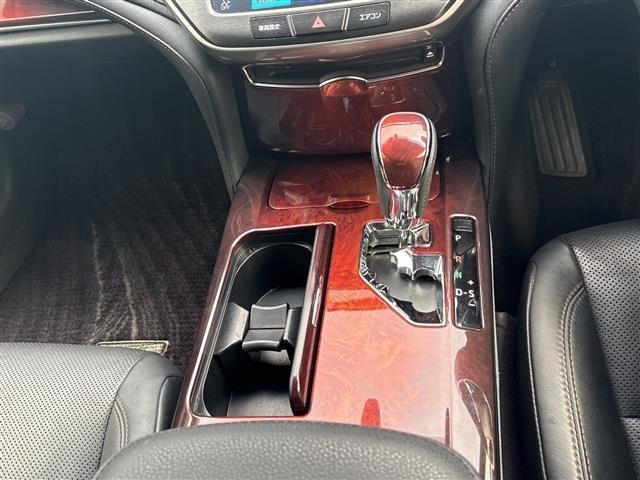 Toyota CROWN MAJESTA 2014 7029691-5