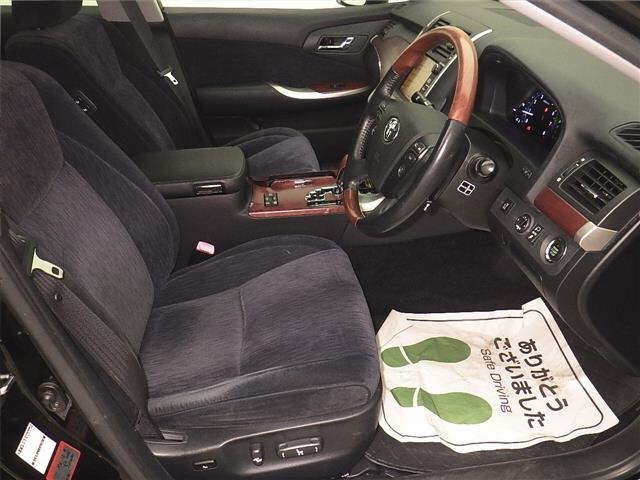 Toyota CROWN MAJESTA 2009 7029692-5