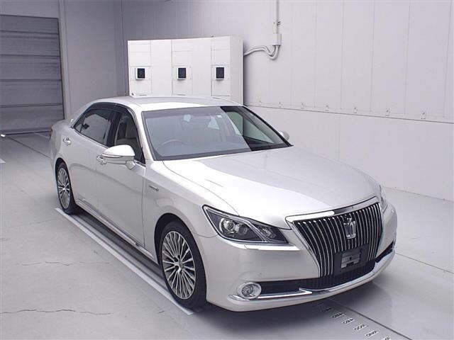 Toyota CROWN MAJESTA 2014 7029693-0