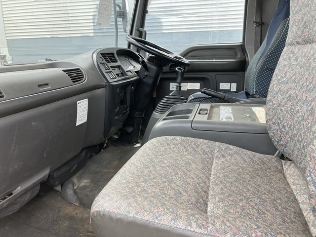 Isuzu FORWARD 2004 7034329-5