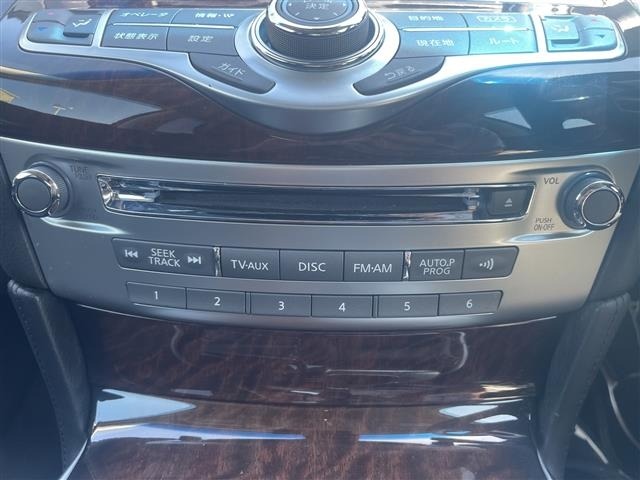 Nissan FUGA 2010 7026810-11