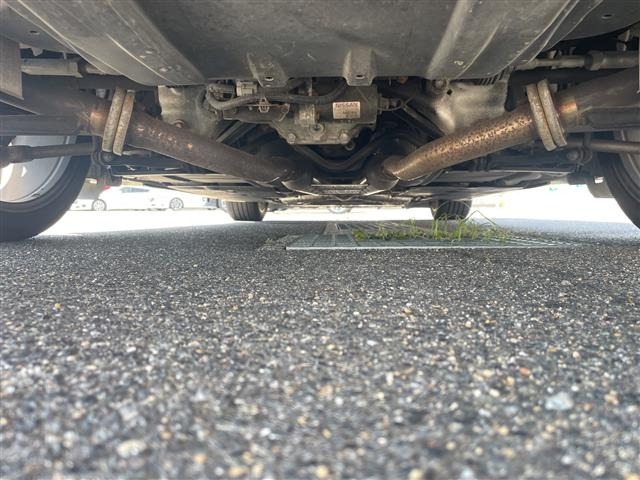 Nissan FUGA 2010 7026810-13