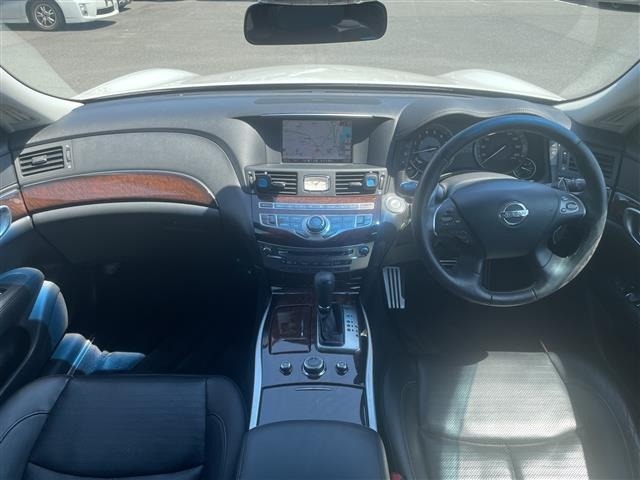 Nissan FUGA 2010 7026810-17