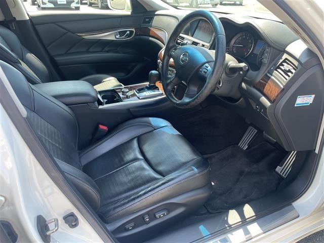 Nissan FUGA 2010 7026810-4