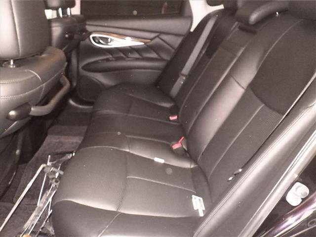 Nissan FUGA 2014 7026811-7