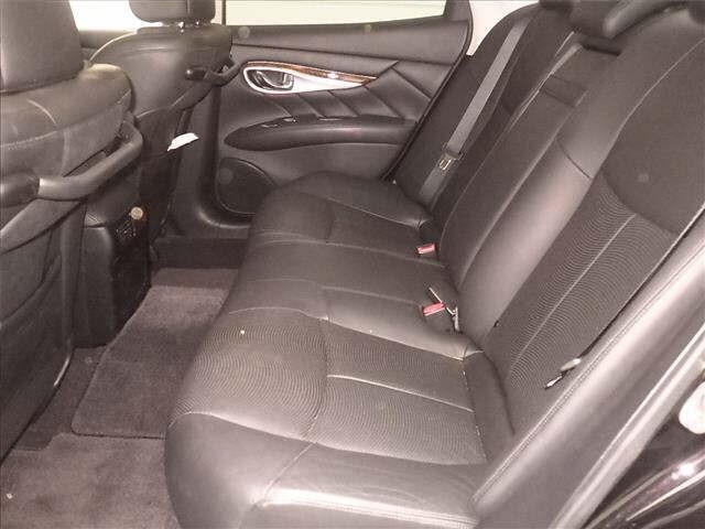 Nissan FUGA 2013 7026823-7