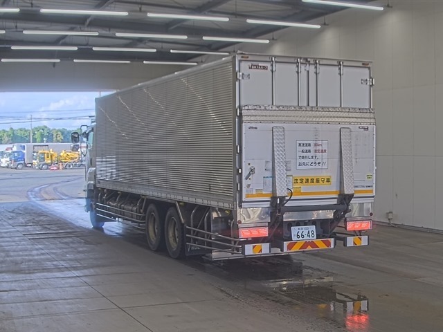 Isuzu GIGA 2017 7032393-1
