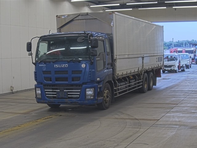 Isuzu GIGA 2011 7032401-0