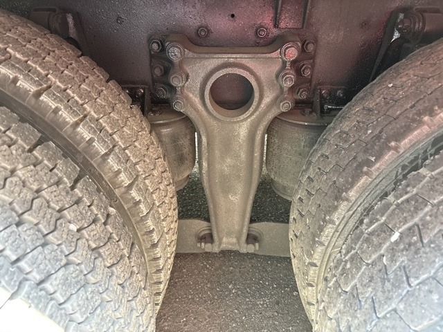 Isuzu GIGA 2011 7032401-8