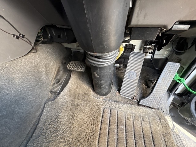 Isuzu GIGA 2011 7032402-4