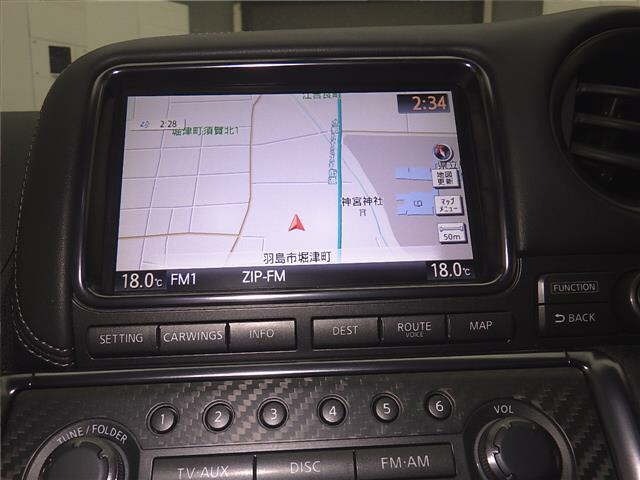 Nissan GT-R 2010 7024952-6