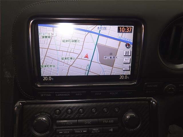 Nissan GT-R 2011 7024953-6