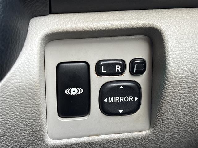 Toyota HARRIER 2008 7029371-1