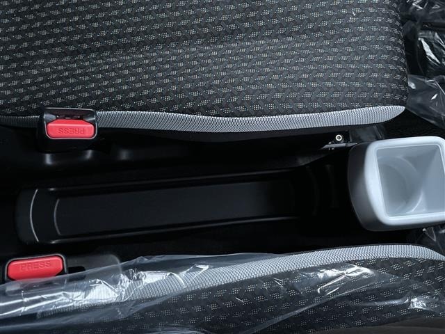 Suzuki HUSTLER 2020 7033303-7