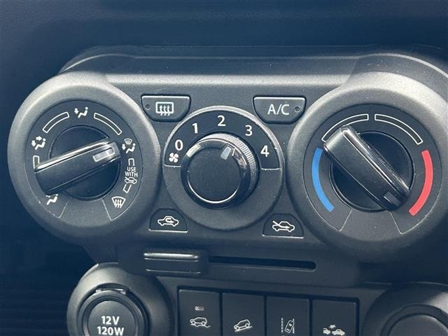 Suzuki IGNIS 2018 7033834-17
