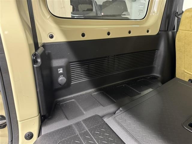 Suzuki JIMNY SIERRA 2020 7032476-9
