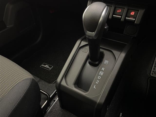 Suzuki JIMNY SIERRA 2025 7032481-19