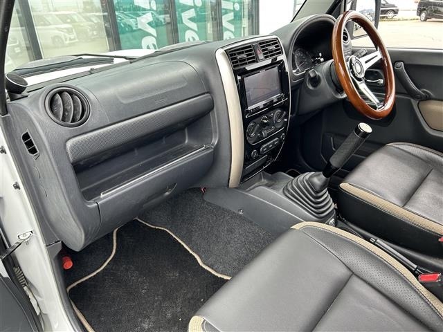 Suzuki JIMNY SIERRA 2015 7032484-7