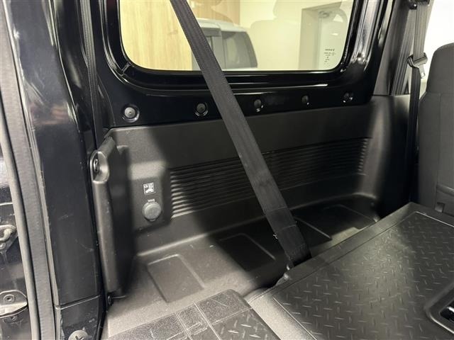 Suzuki JIMNY SIERRA 2020 7032494-9