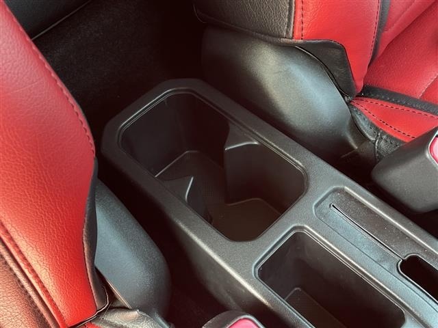 Suzuki JIMNY SIERRA 2020 7032503-4