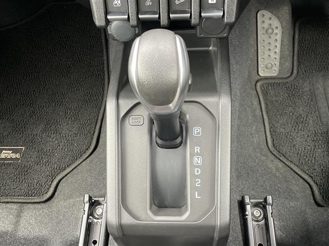 Suzuki JIMNY SIERRA 2023 7032548-4