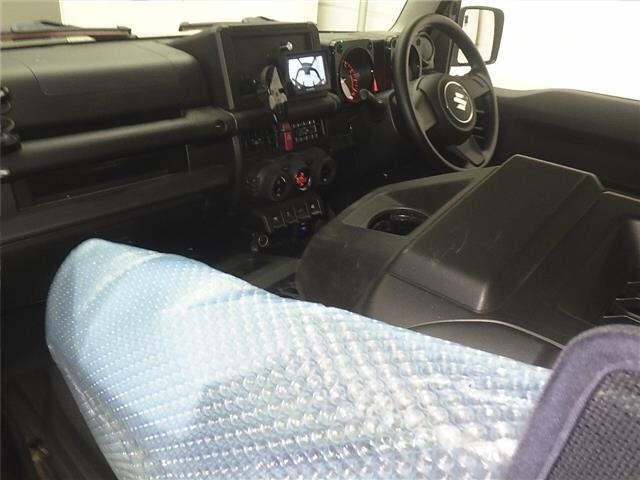 Suzuki JIMNY SIERRA 2021 7032555-4