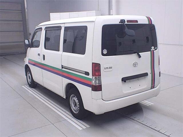 Toyota LITEACE VAN 2014 7025688-1