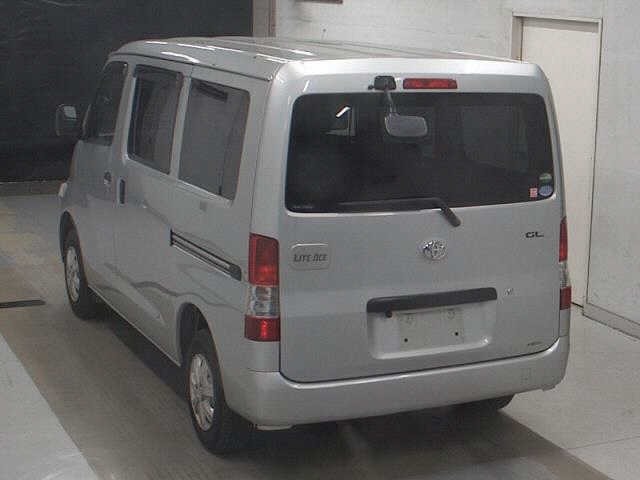 Toyota LITEACE VAN 2017 7025694-1