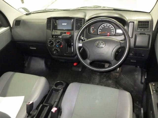 Toyota LITEACE VAN 2017 7025694-3