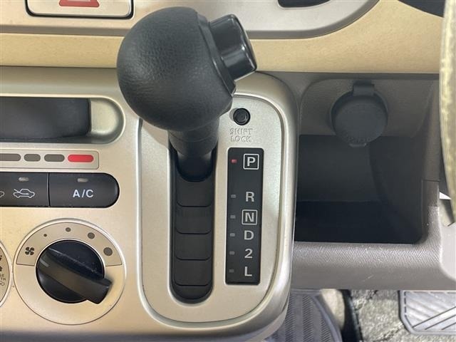 Nissan MOCO 2010 7030613-1
