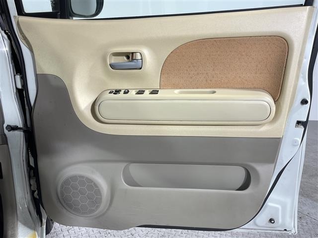 Nissan MOCO 2010 7030613-11