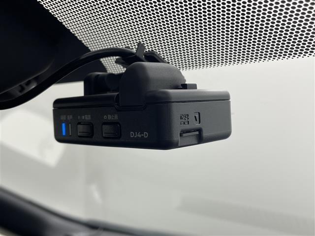 Nissan NOTE 2018 7025818-19