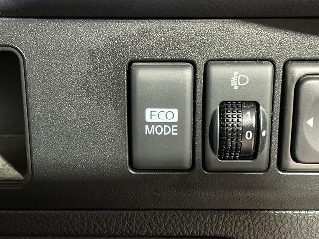 Nissan NOTE 2011 7026542-21