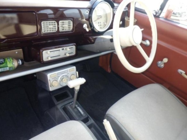Nissan PAO 1990 7024883-3