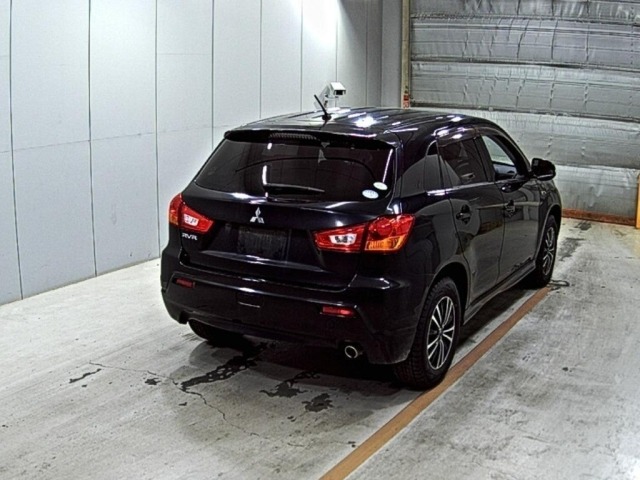 Mitsubishi RVR 2011 7025112-5