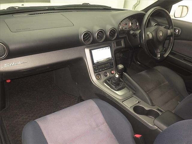 Nissan SILVIA 2002 7025184-4