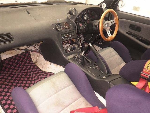 Nissan SILVIA 1989 7025202-4