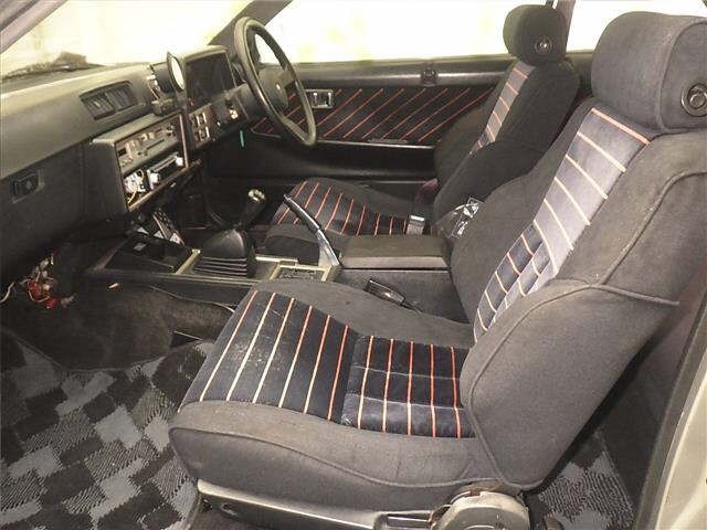 Nissan SKYLINE 1984 7025755-4
