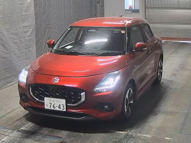 Suzuki SWIFT 2024 7033958-0