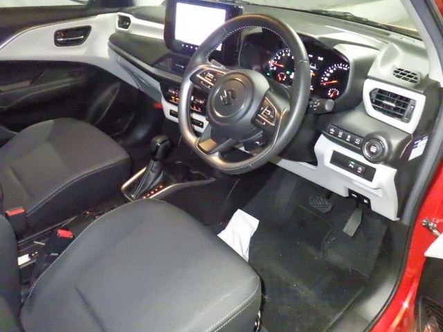Suzuki SWIFT 2024 7033958-3