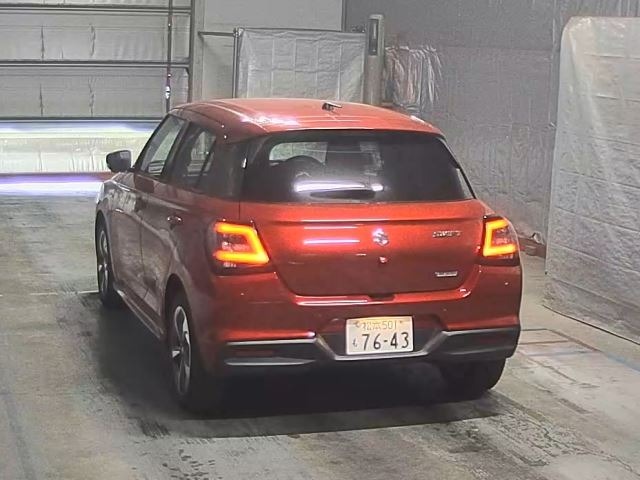 Suzuki SWIFT 2024 7033958-7