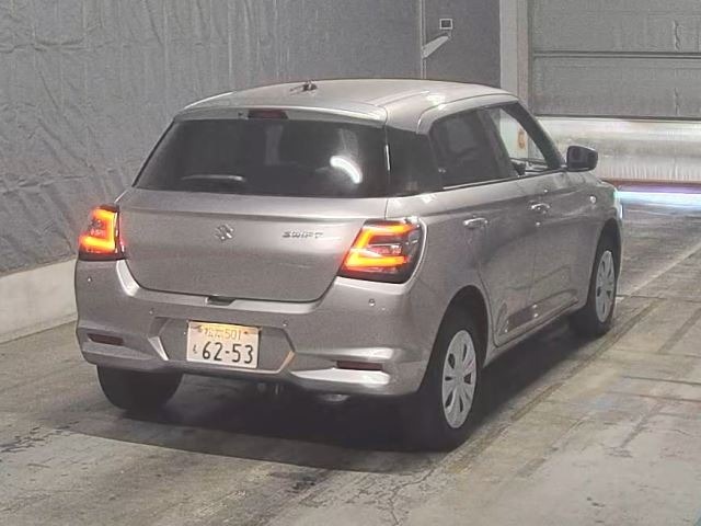 Suzuki SWIFT 2024 7033959-1