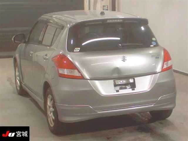 Suzuki SWIFT 2013 7033960-1