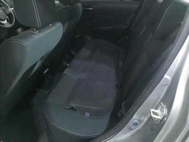 Suzuki SWIFT 2013 7033960-6