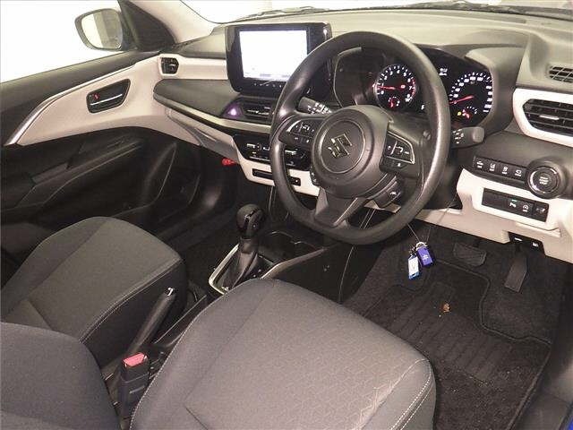 Suzuki SWIFT 2023 7033974-3