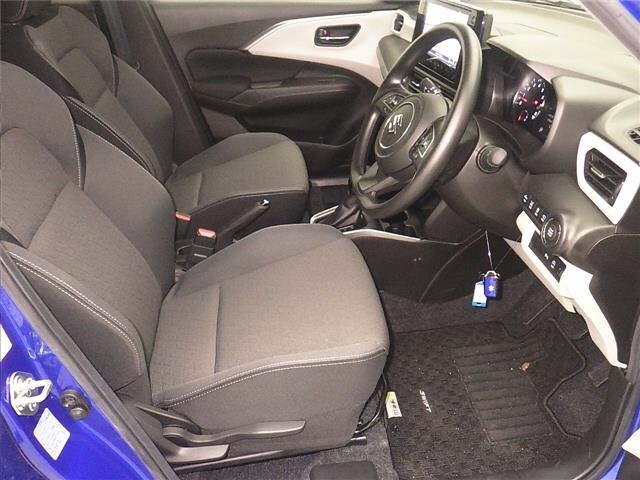 Suzuki SWIFT 2023 7033974-5